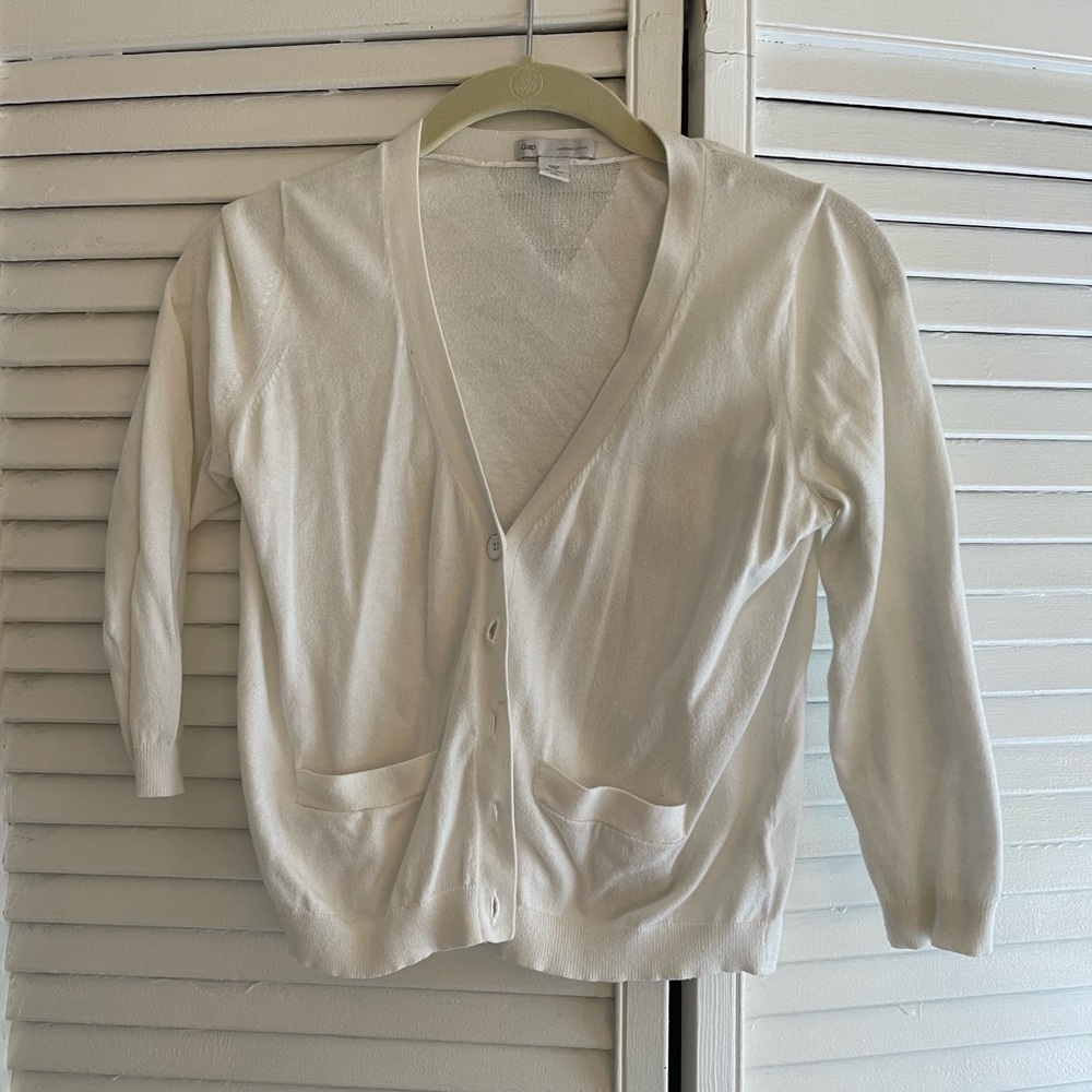 Gap White Sweater